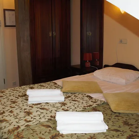 Taanilinna Hotell Tallinn Exterior photo